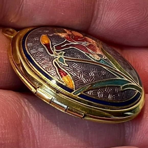 Vintage Cloisonne Locket Pendant - Picture 4 of 5